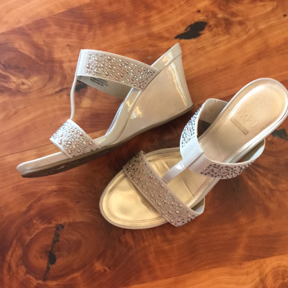 Impo Bling Taupe Wedge Sandals size 9